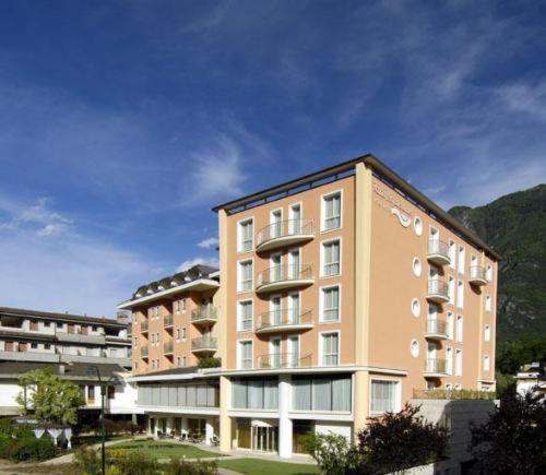 Rizzi Aquacharme Hotel & Spa Darfo Boario Terme Luaran gambar