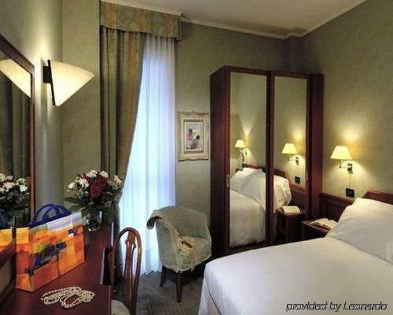 Rizzi Aquacharme Hotel & Spa Darfo Boario Terme Bilik gambar