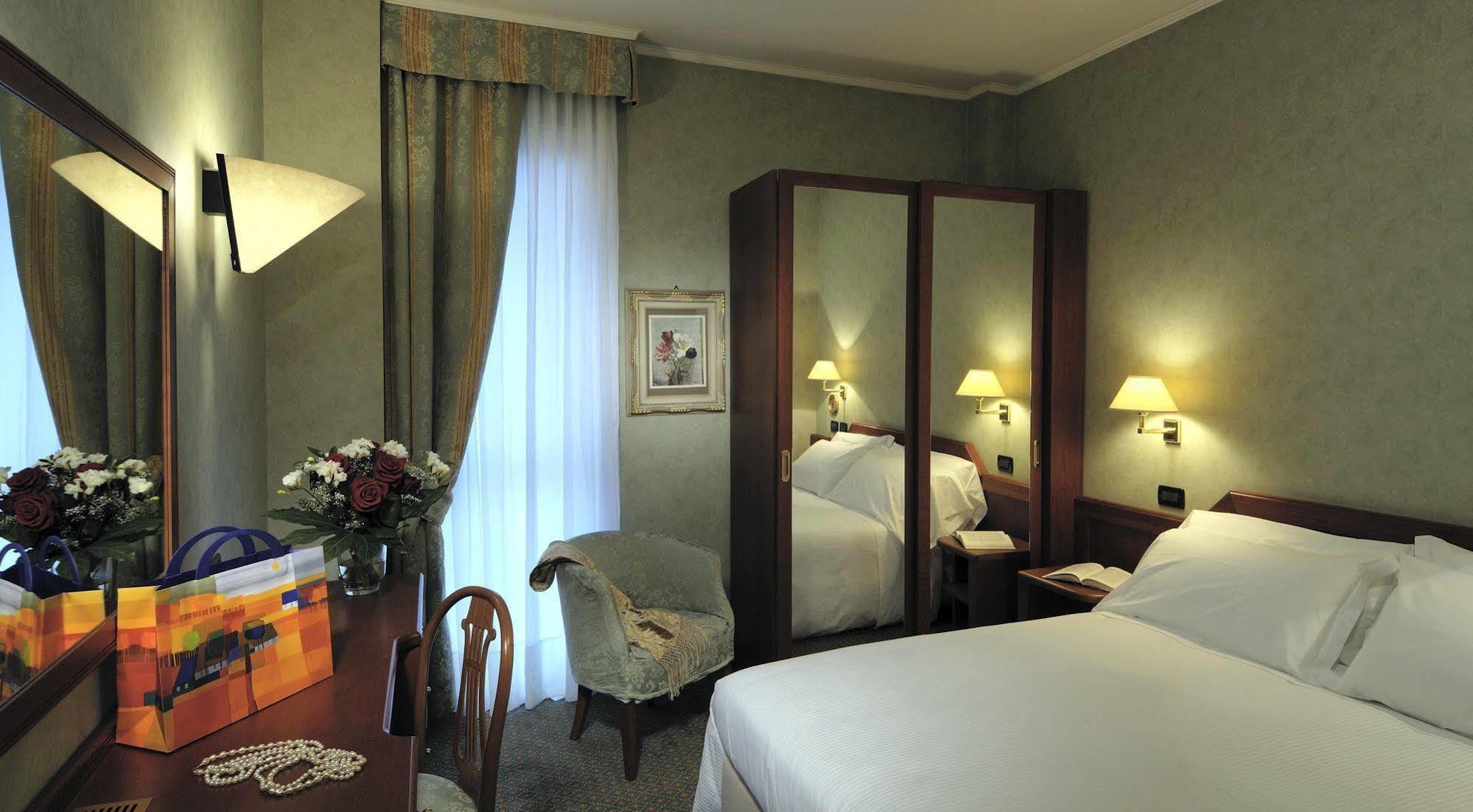 Rizzi Aquacharme Hotel & Spa Darfo Boario Terme Luaran gambar